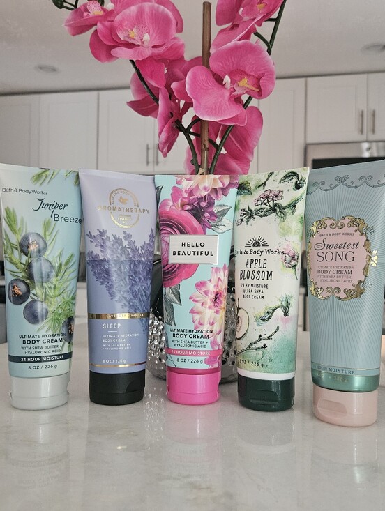 Other - 1 Bath & Body Works Body Cream (Choose Scent)